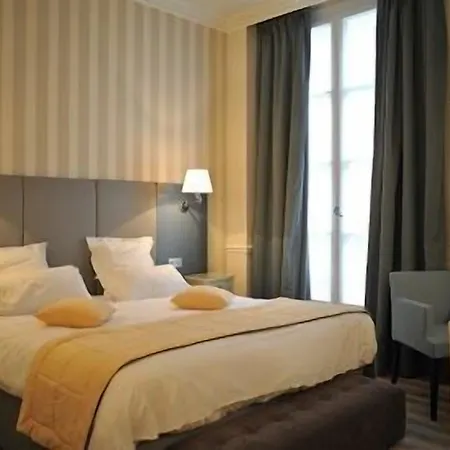 De L'universite 3* Párizs