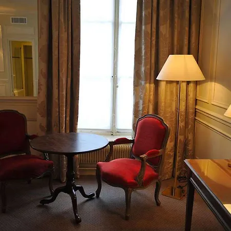 De L'universite 3* Párizs