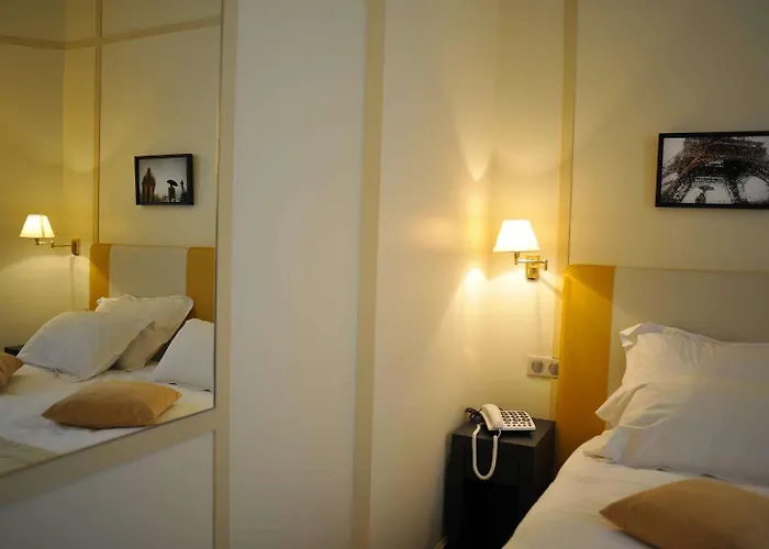 ドゥ リュニベルシテ パリ