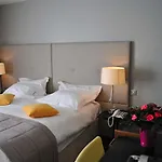 Hotell De L'universite 3*