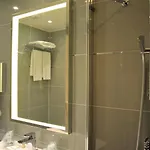 Hotel De L'universite 3*