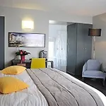De L'universite Otel