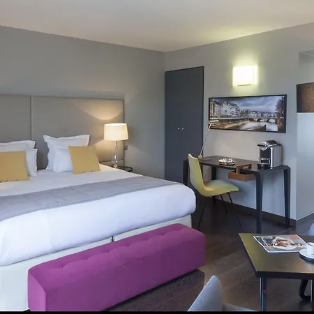 De L'universite Hotel 3*