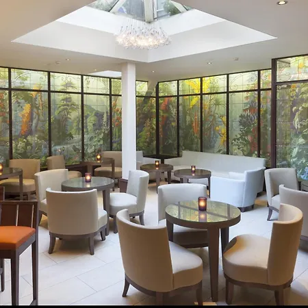 De L'universite Ξενοδοχείο 3*