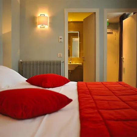 Hotel De L'universite 3*