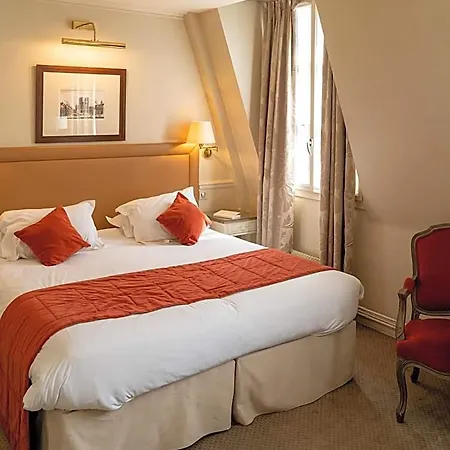Otel De L'universite 3*