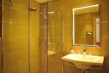 De L'universite Hotel 3*
