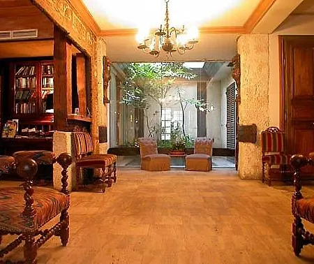 De L'universite Hotel 3*