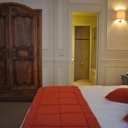 De L'universite Hotel