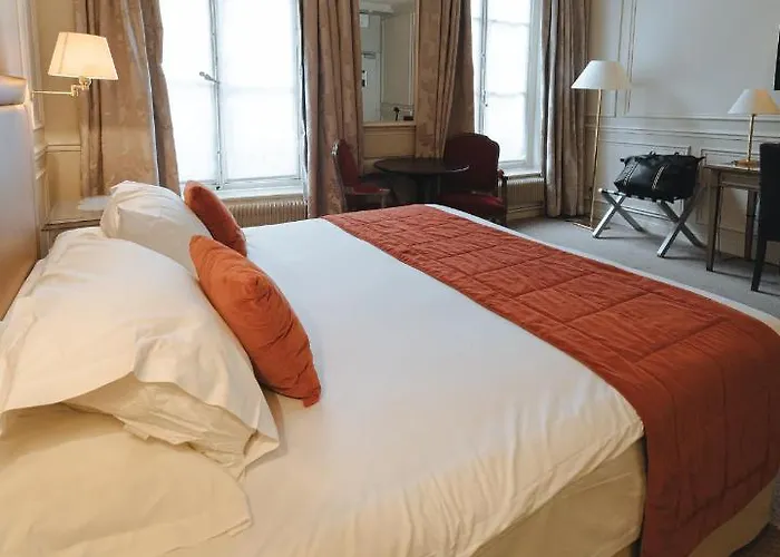 ドゥ リュニベルシテ パリ