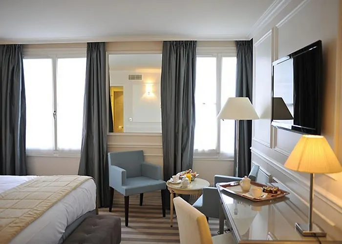 ドゥ リュニベルシテ パリ