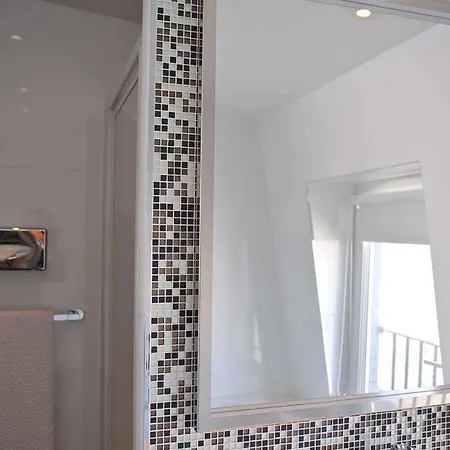 大学酒店 酒店 3*