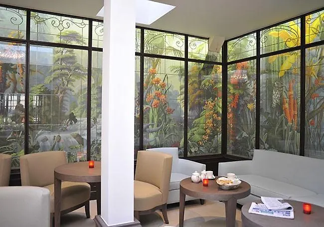 De L'universite Hotel 3*