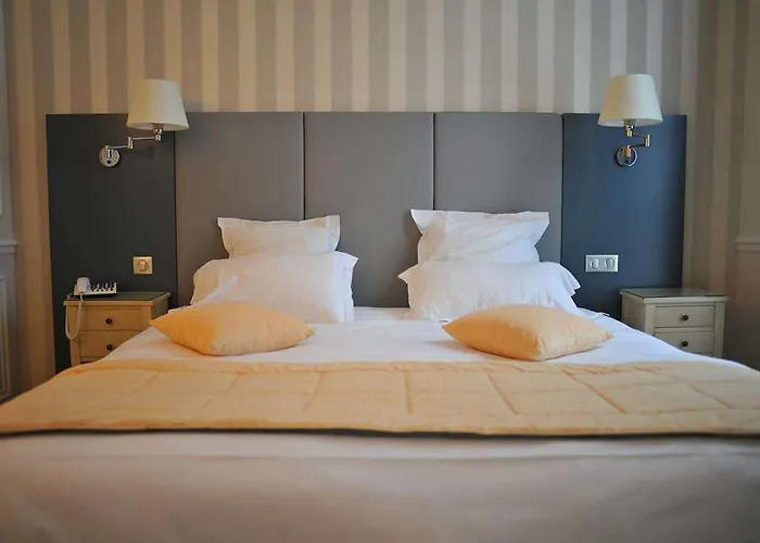 De L'universite 3* Parijs